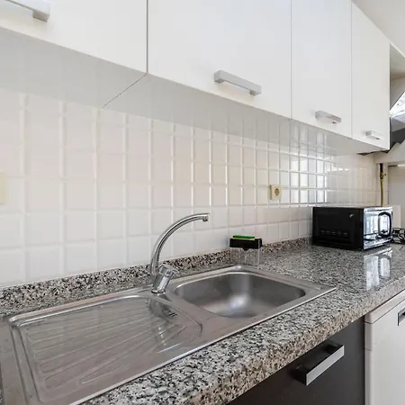 Cozy And Central 2 Bdrm Apart شقة