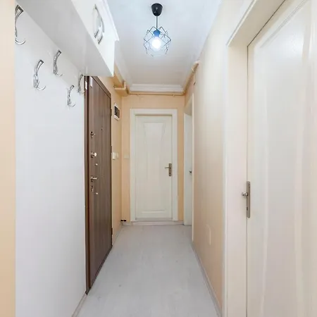 شقة Cozy And Central 2 Bdrm Apart *
