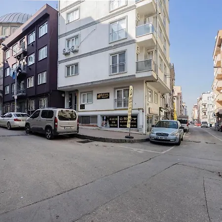 Cozy And Central 2 Bdrm Apart * بورصة