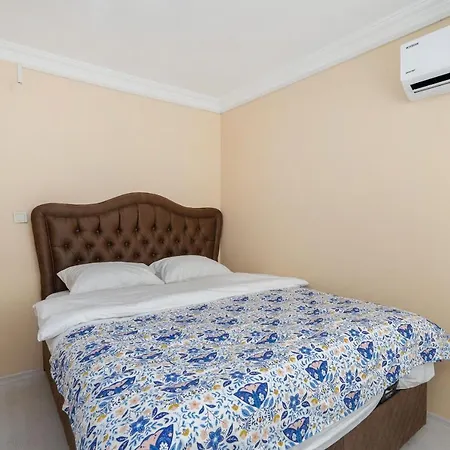 Cozy And Central 2 Bdrm Apart شقة *